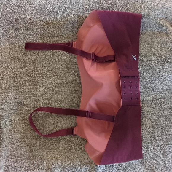 Knix Bra (34C/32D) - Picture 2 of 2